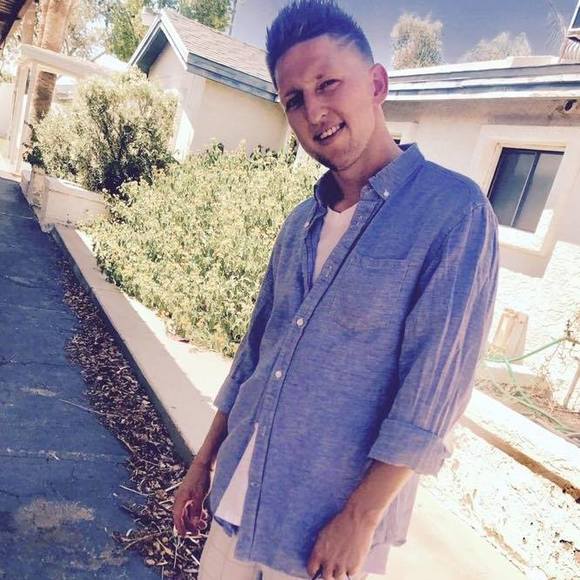 Meet your Posher, Chris - Picture 1 of 1